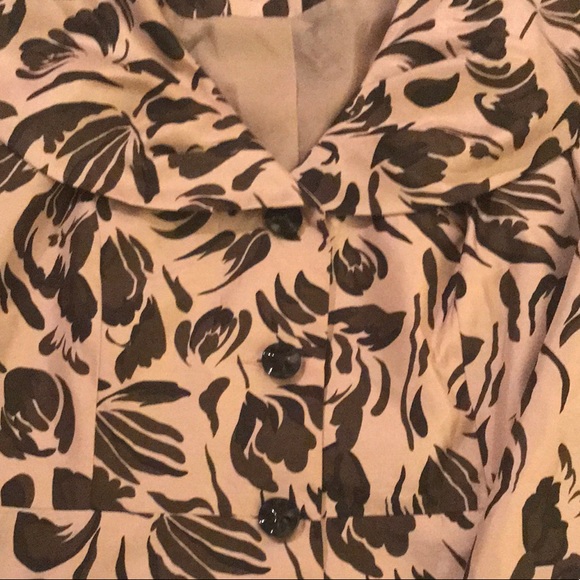 Black and Tan Collared Peplum Suit Jacket - Picture 3 of 4